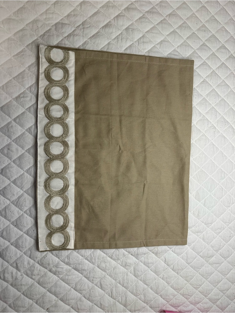 NWOT Mud Pie Linen Guest Towel Beige Embroidered Circle Trim Hand Towel - 1